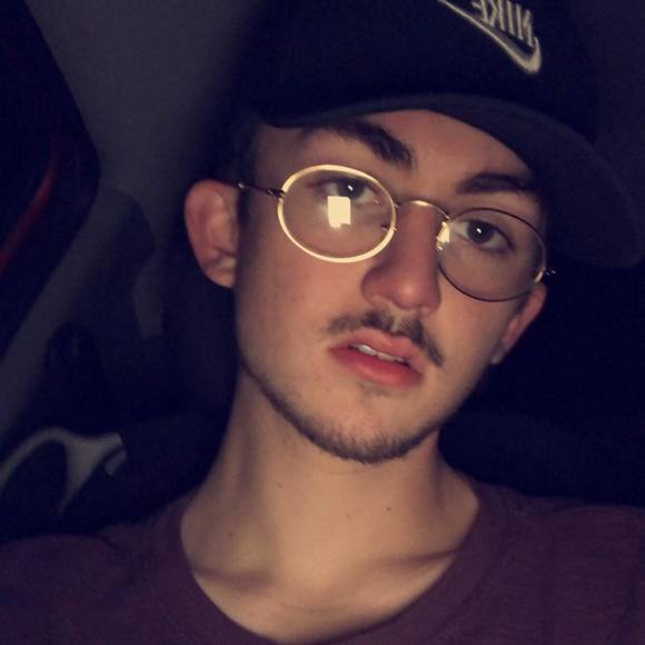 Meet your Posher, Joel - Picture 1 of 1